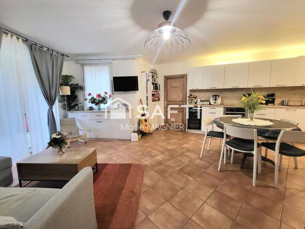 Photo 3 - Appartement à LA CROIX-VALMER