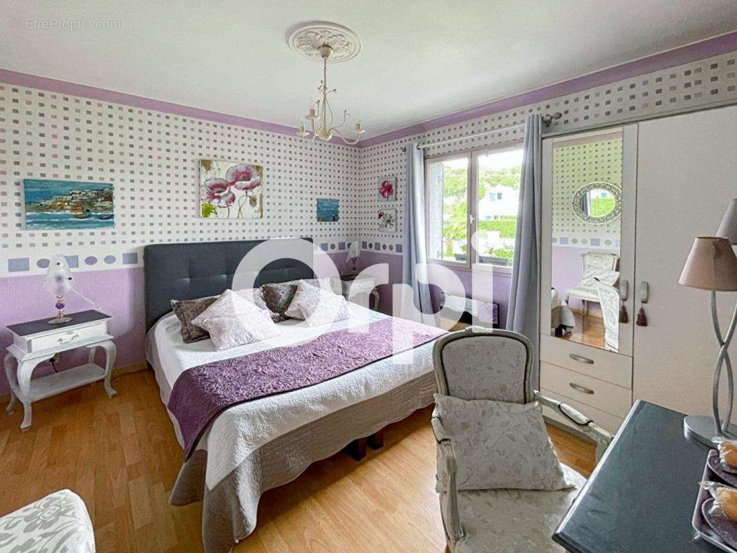 Maison à ESTREELLES