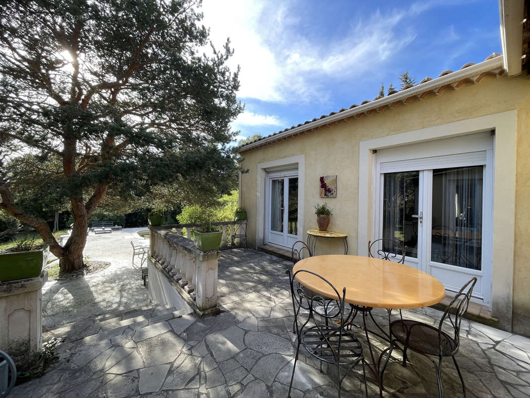 Maison à BAGNOLS-EN-FORET