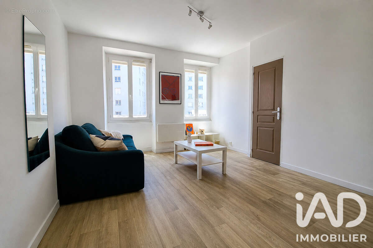 Photo 2 - Appartement à VILLEURBANNE