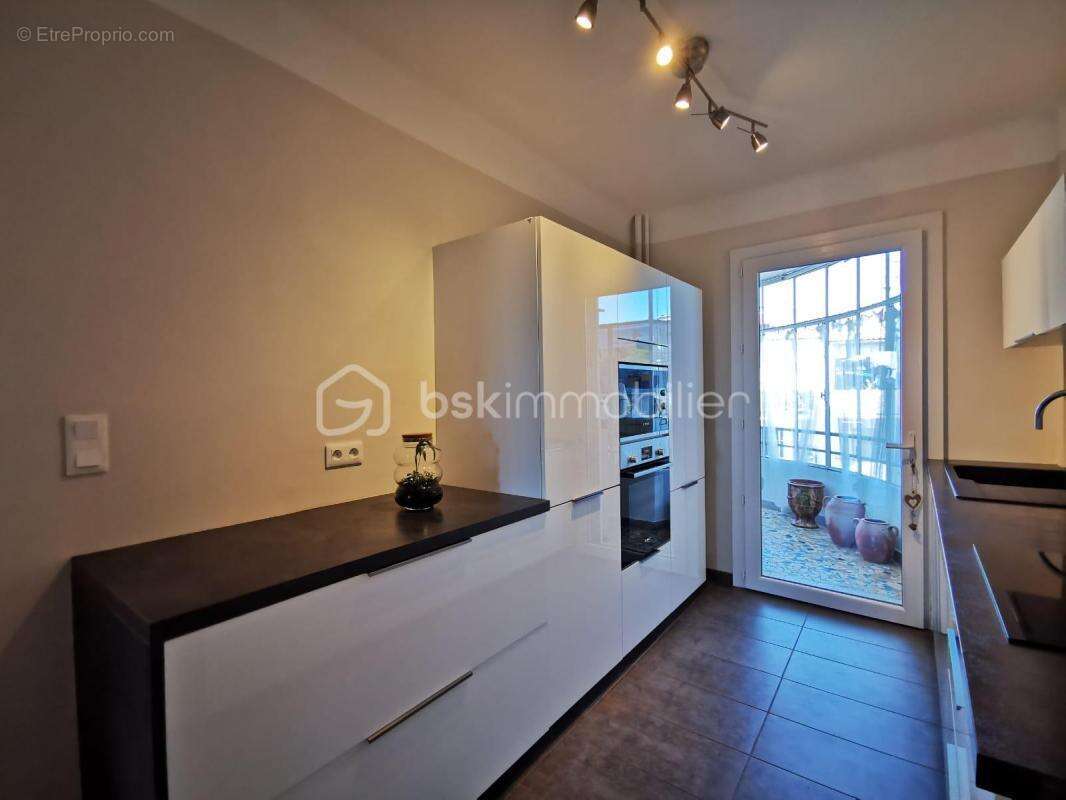 Appartement à SALON-DE-PROVENCE