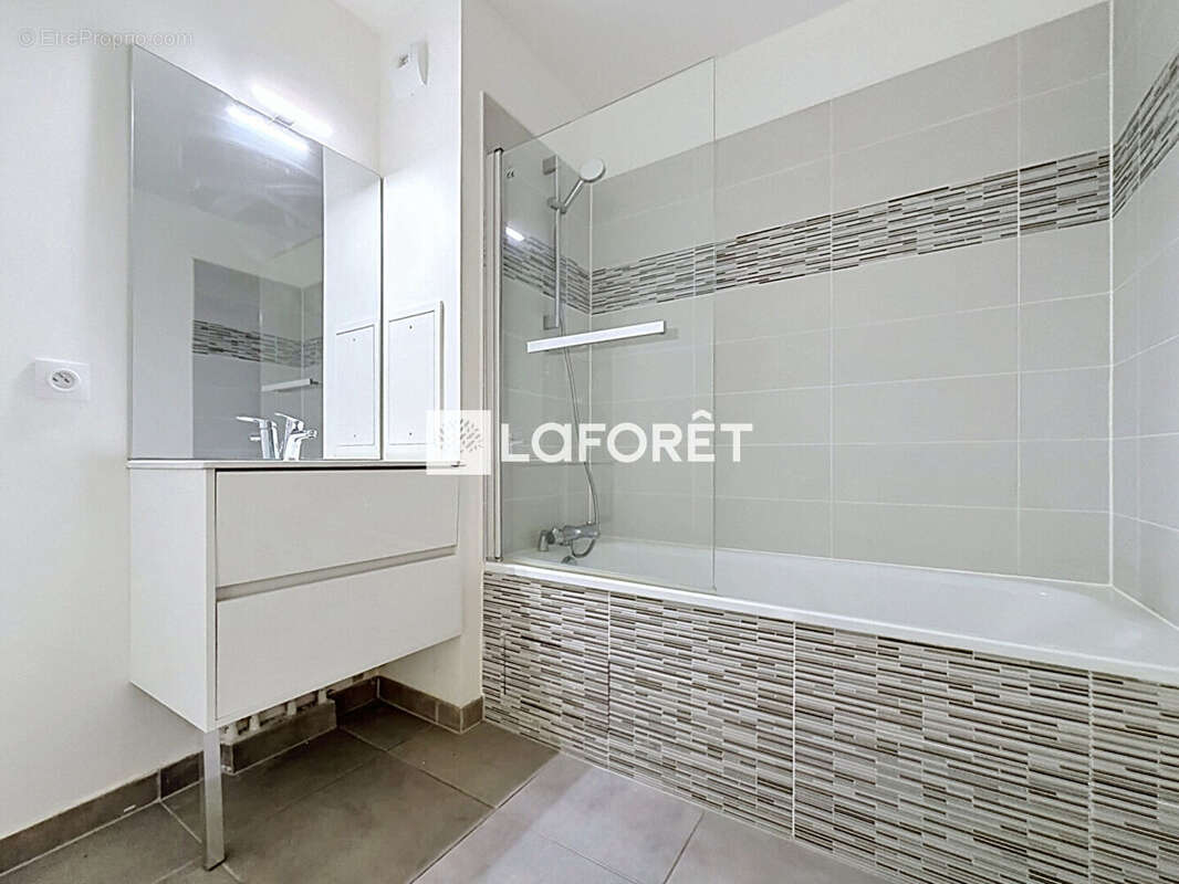 Appartement à VERNOUILLET