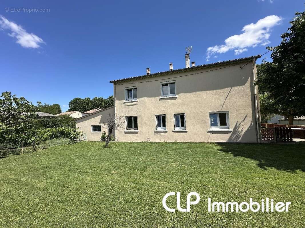 Maison 177 m² à Pierrelatte  - photo 2