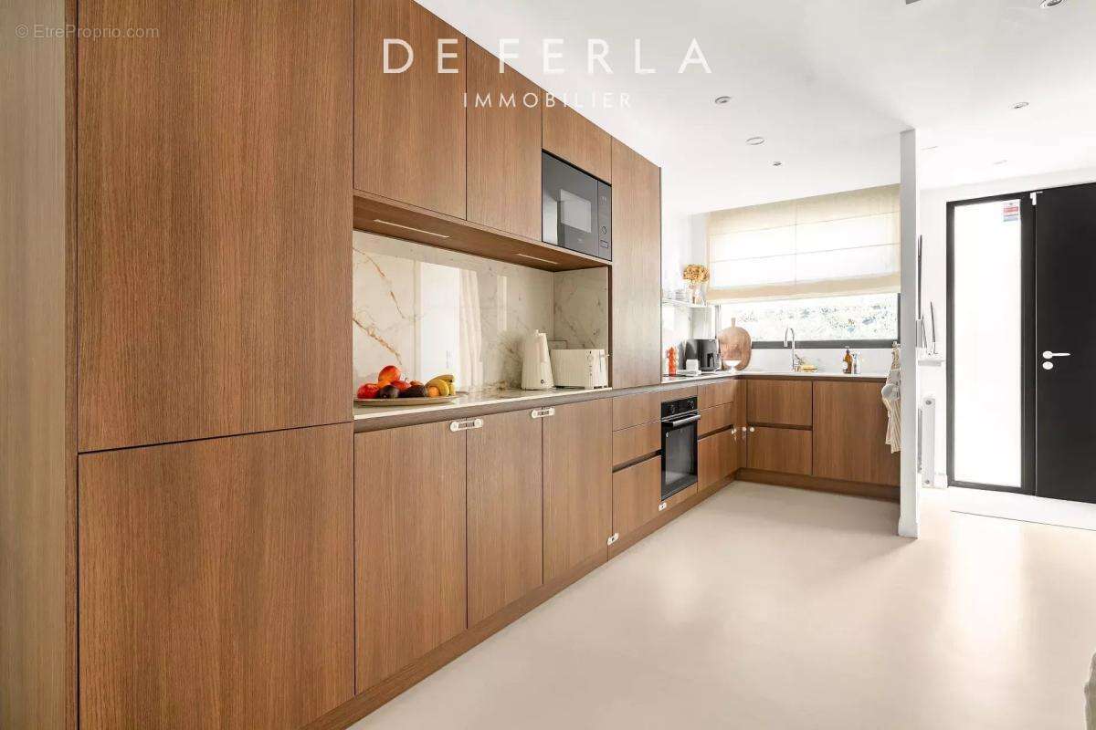 Maison à SAINT-MAUR-DES-FOSSES