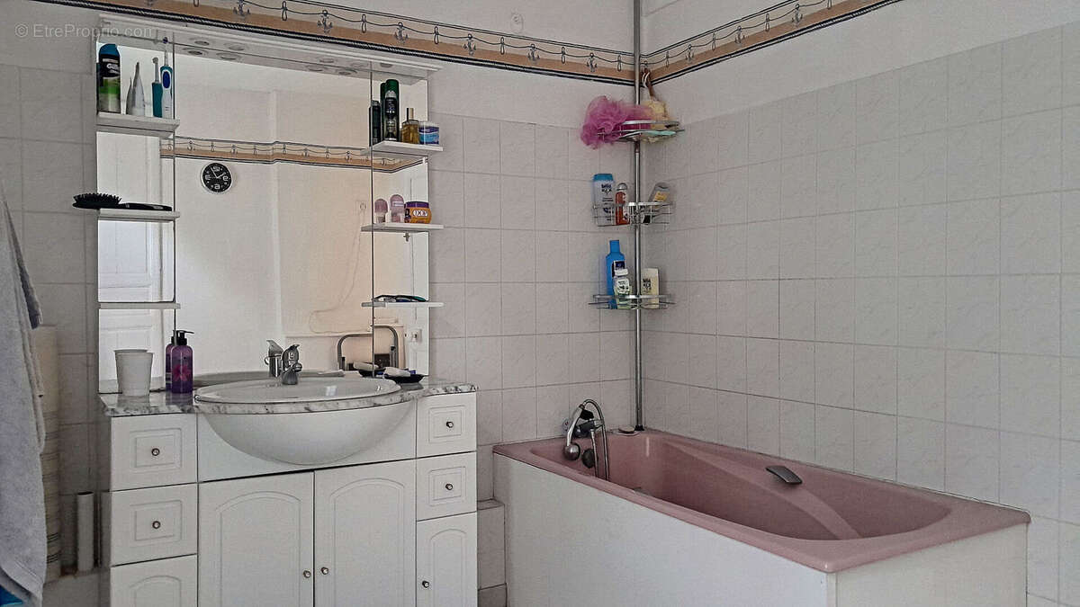 Maison à QUILLEBEUF-SUR-SEINE