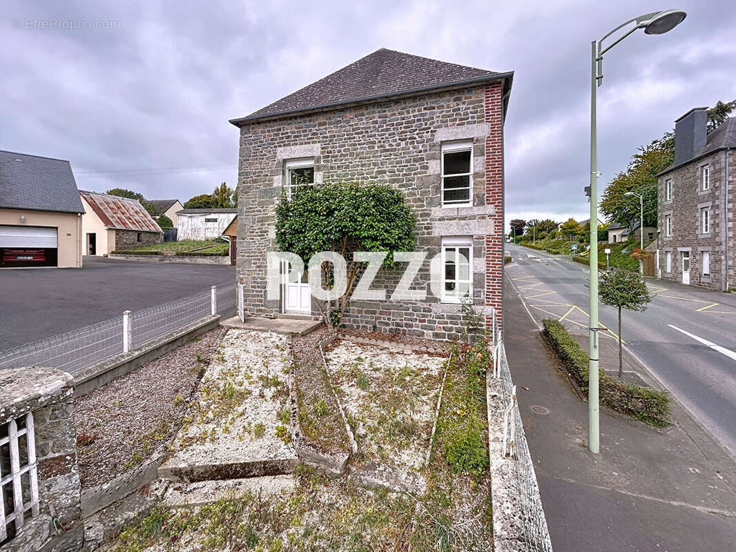 Maison à LE BENY-BOCAGE