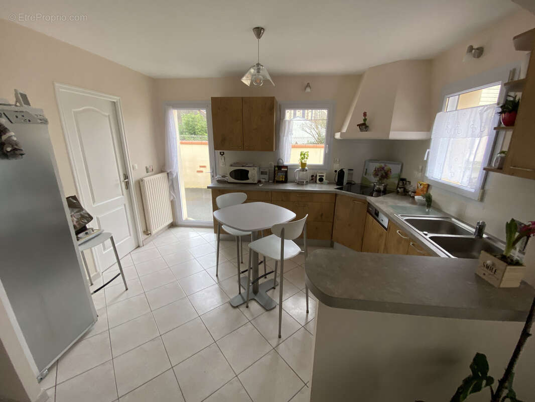 Maison à SAINTE-PAZANNE