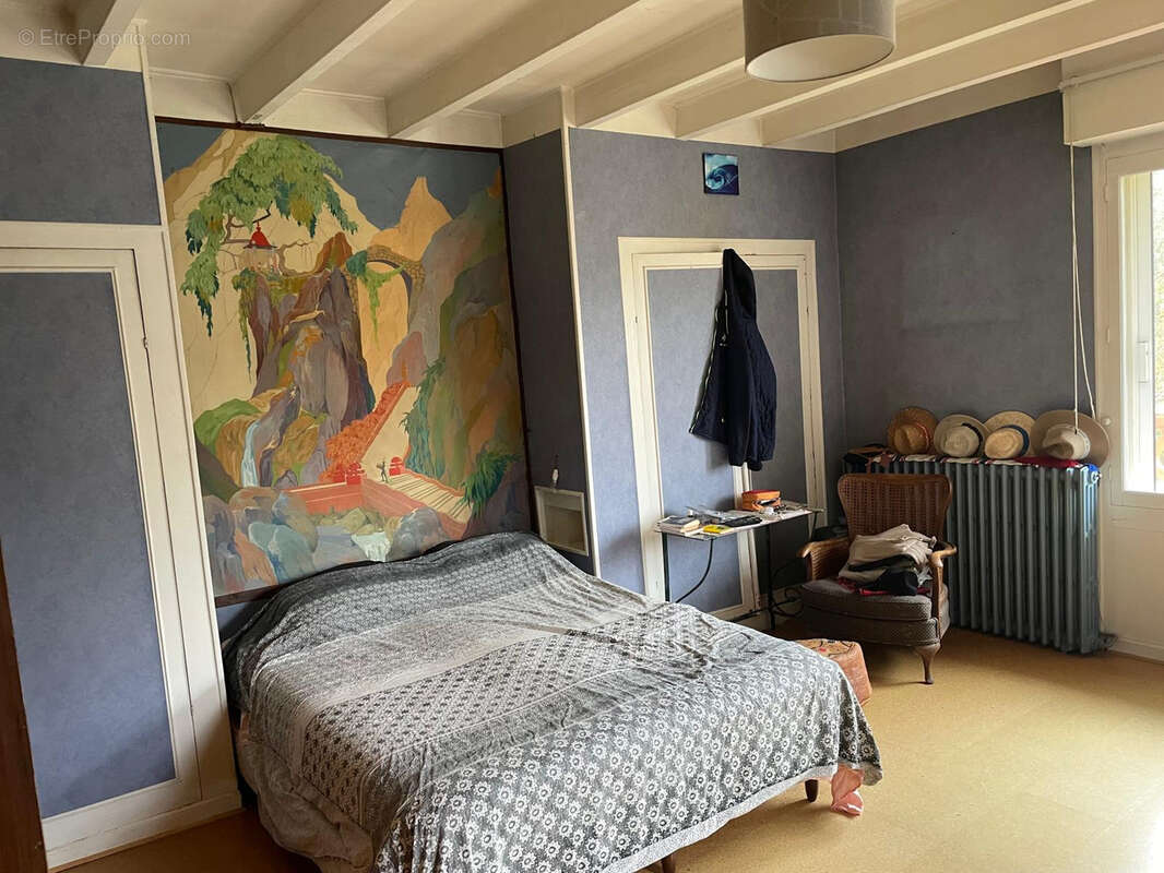 Maison à BARBEZIEUX-SAINT-HILAIRE