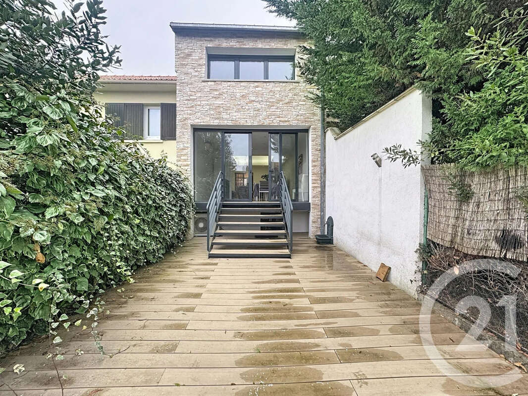 Maison à ROSNY-SOUS-BOIS