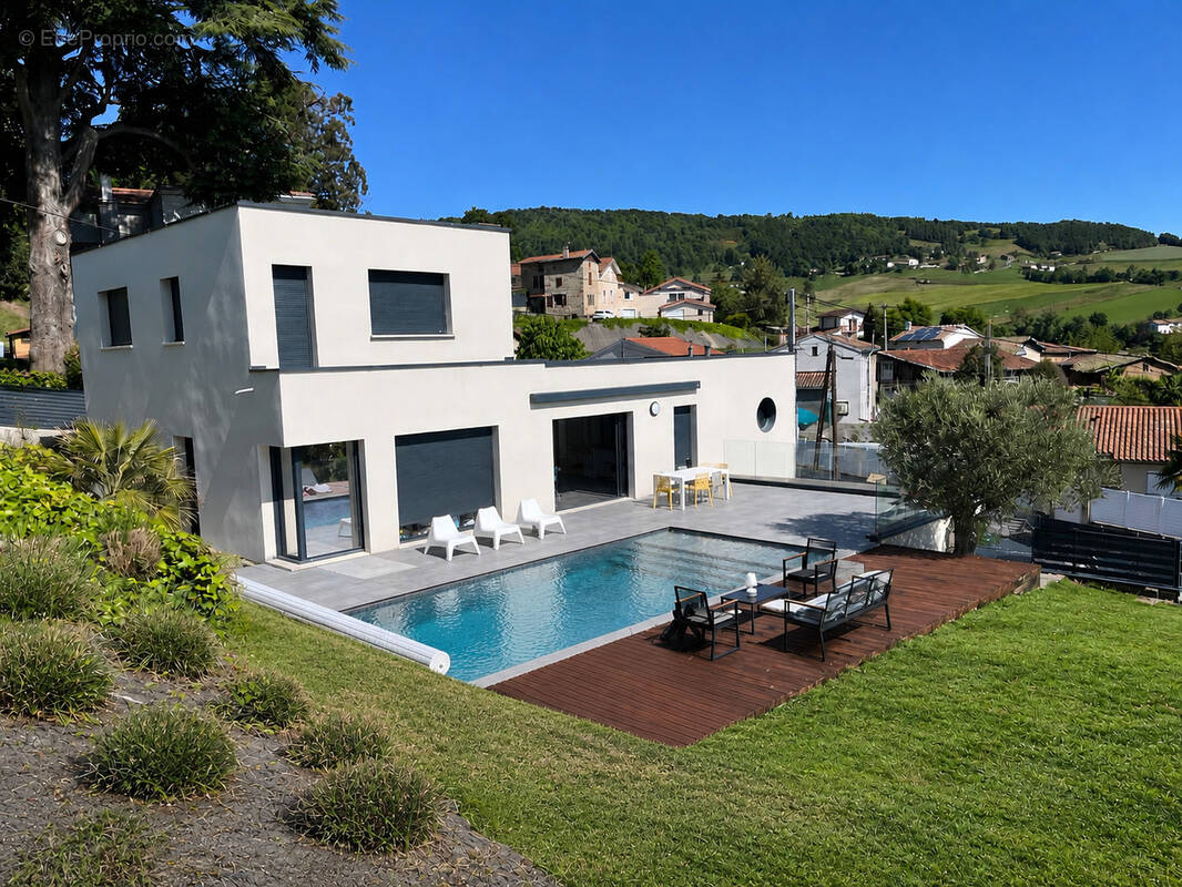 Maison à SORBIERS