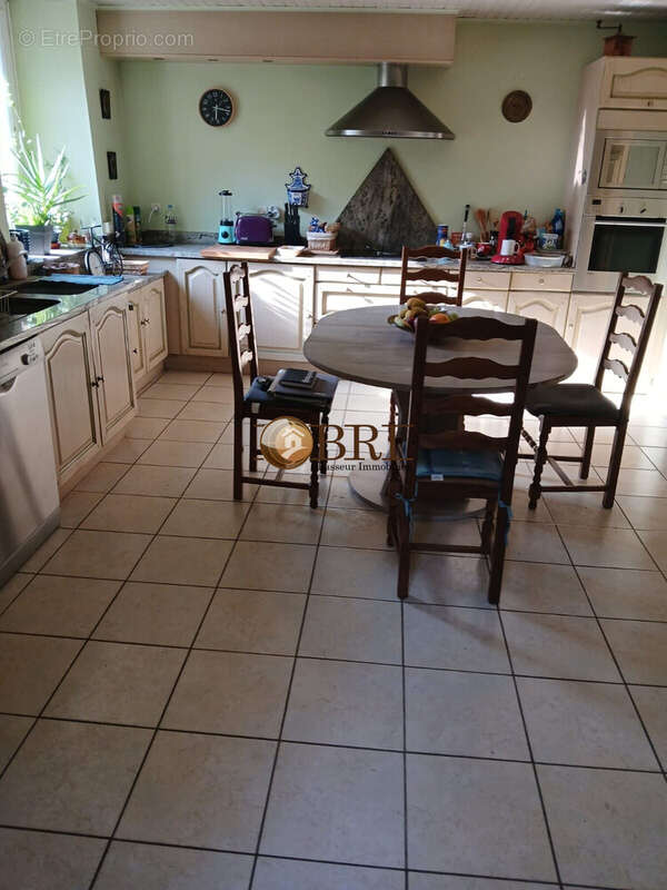 cuisine indépendante - Maison à CHIMILIN