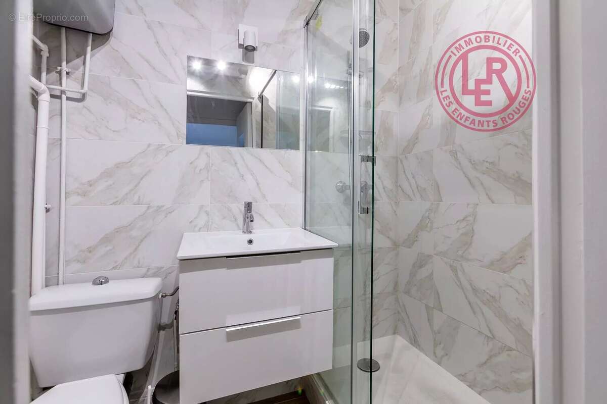 Appartement à PARIS-3E