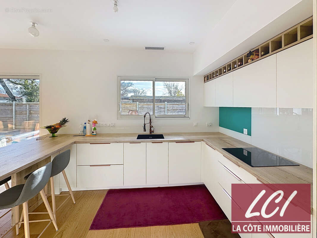 Maison à GUJAN-MESTRAS