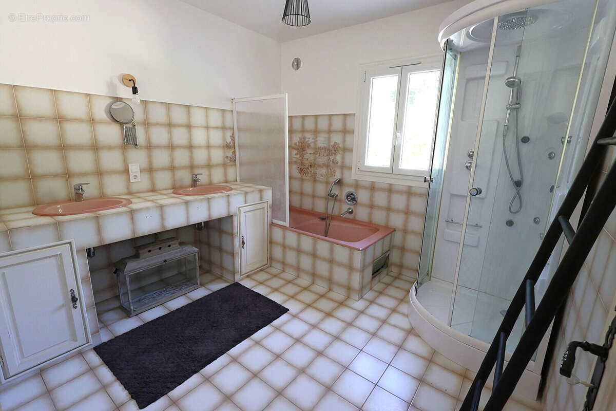 Maison à CABRIS