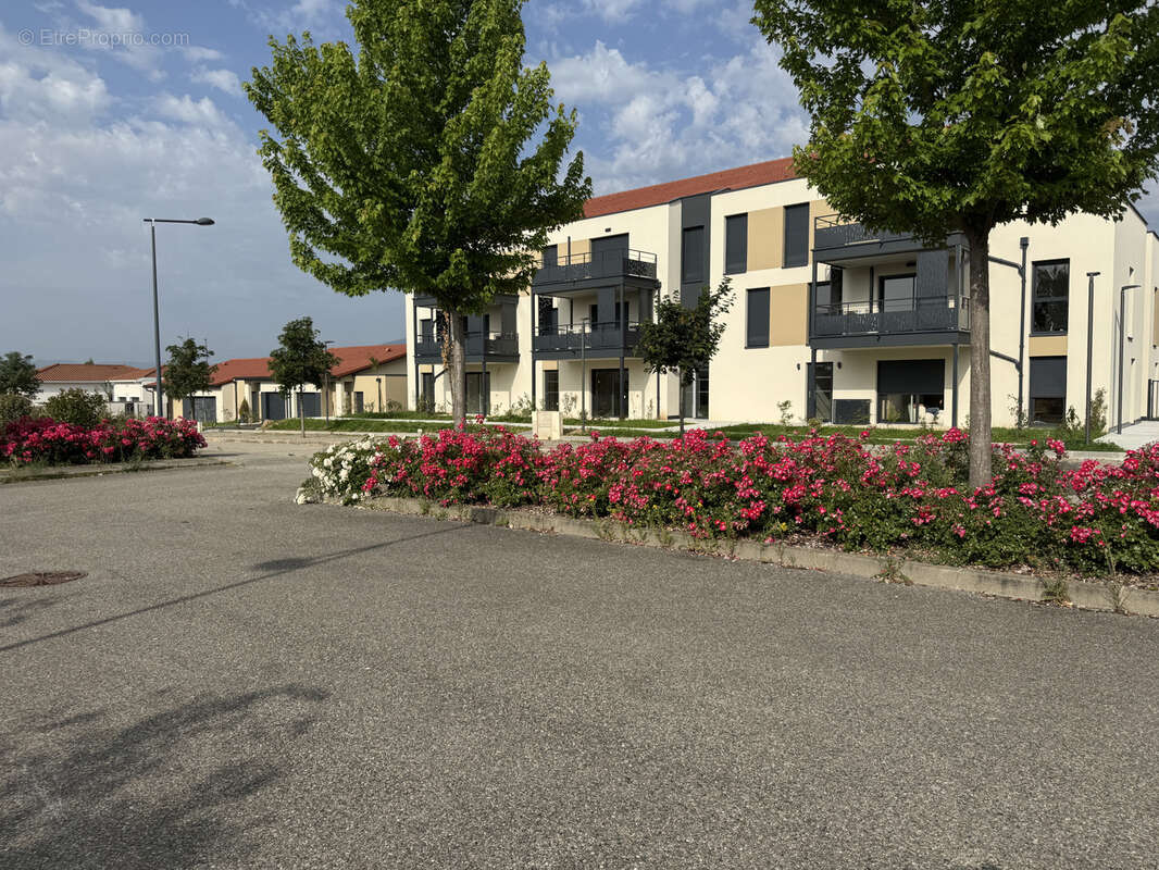 Appartement à DAVEZIEUX