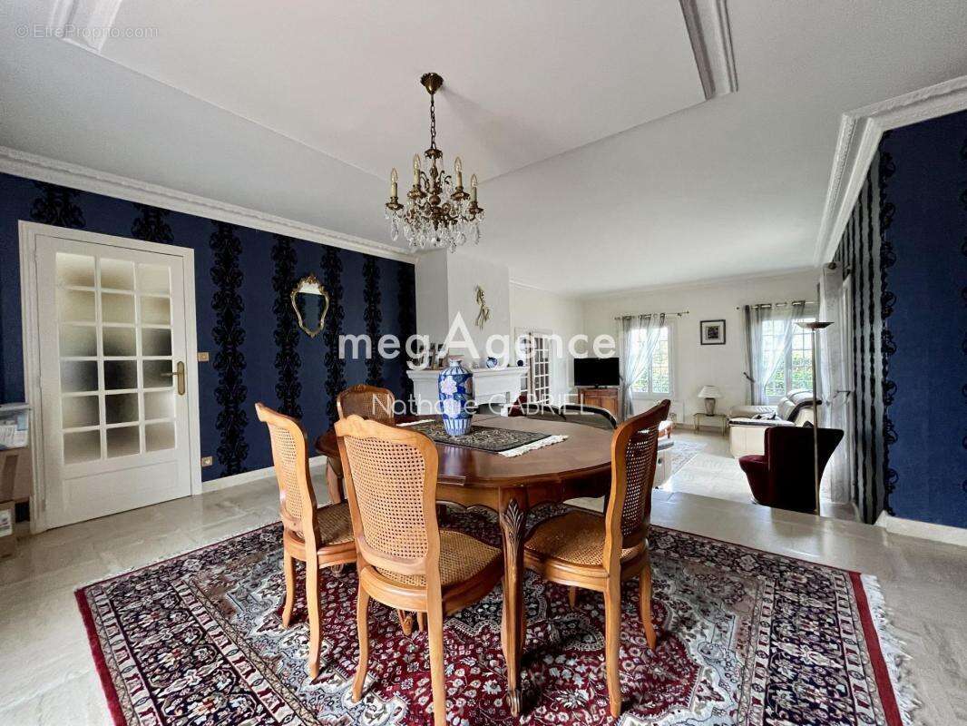 Maison à BOUCHEMAINE