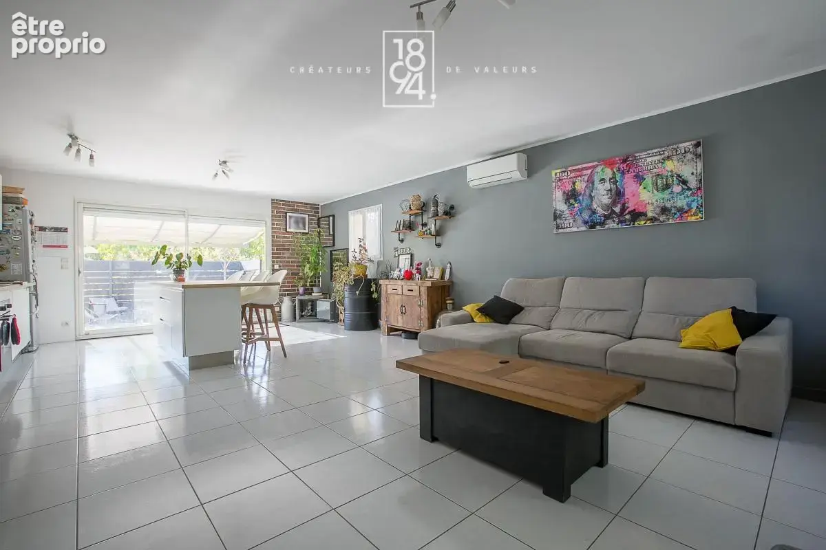 Maisont T4 À Vendre Marseille 13011  Maison plain-peid  Eoures au calme  Piscine - photo 8