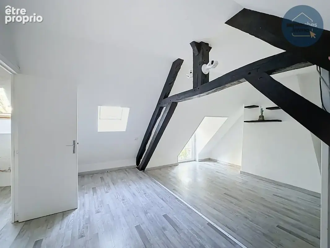 Longere 133m²  7 pièces - 4 chambres  terrasse - garage  puits - terrain 1 947m² - a l'abri des regards. - photo 13