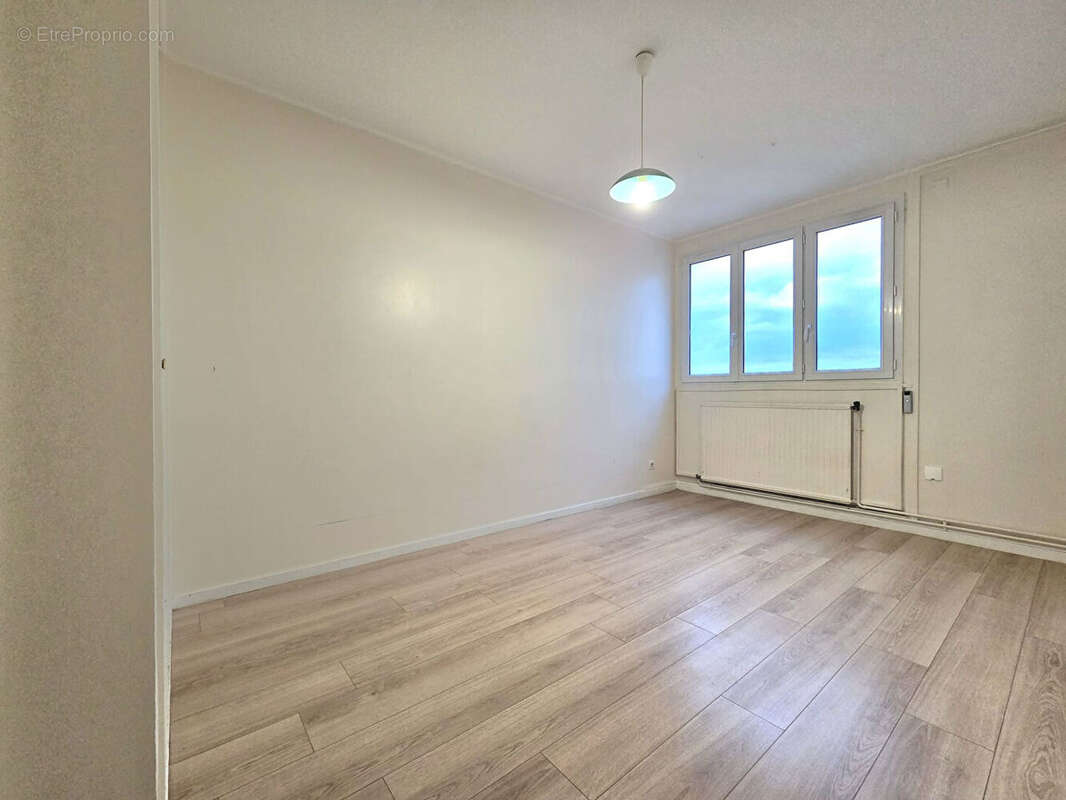Appartement Pontoise 4 pièce(s) 89 m2 - photo 10