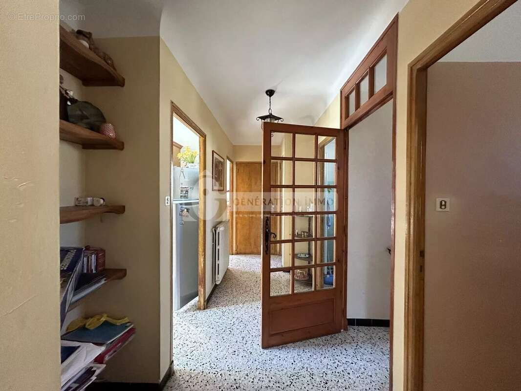 Maison à FONTVIEILLE