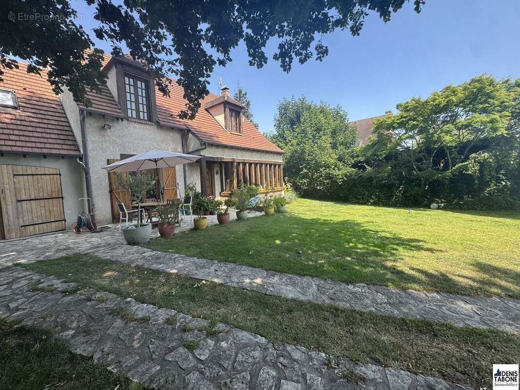 Maison à SAINT-PRIX