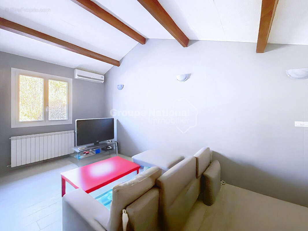 Maison à SUSSARGUES