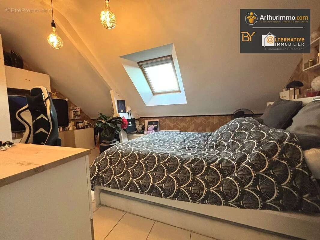 Maison à CHATILLON-EN-VENDELAIS