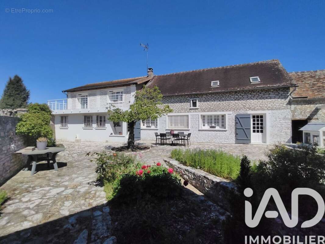 Photo 1 - Maison à VILLIERS-EN-DESOEUVRE