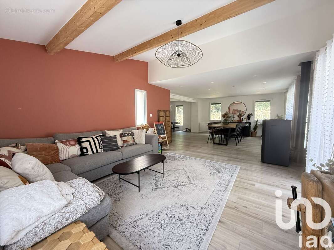 Photo 3 - Maison à DAMMARTIN-SUR-TIGEAUX