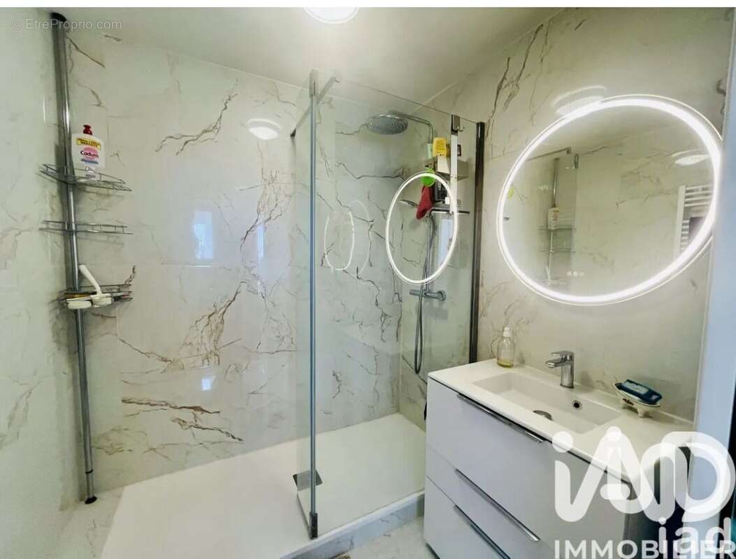 Photo 8 - Appartement à MARSEILLE-8E