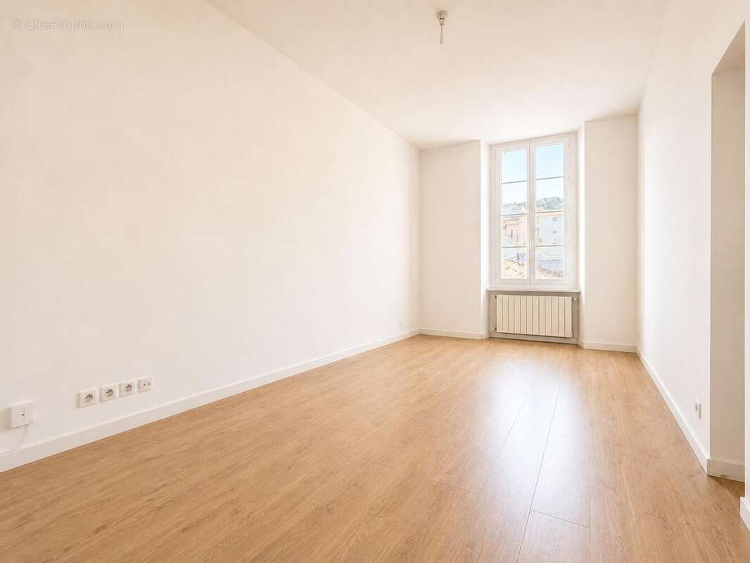   - Appartement à NICE