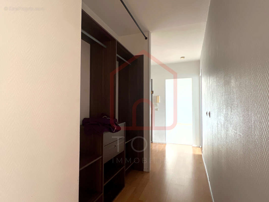 Appartement à MONS-EN-BAROEUL