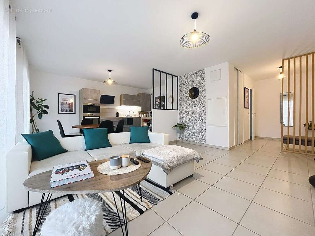 Appartement à VARCES-ALLIERES-ET-RISSET