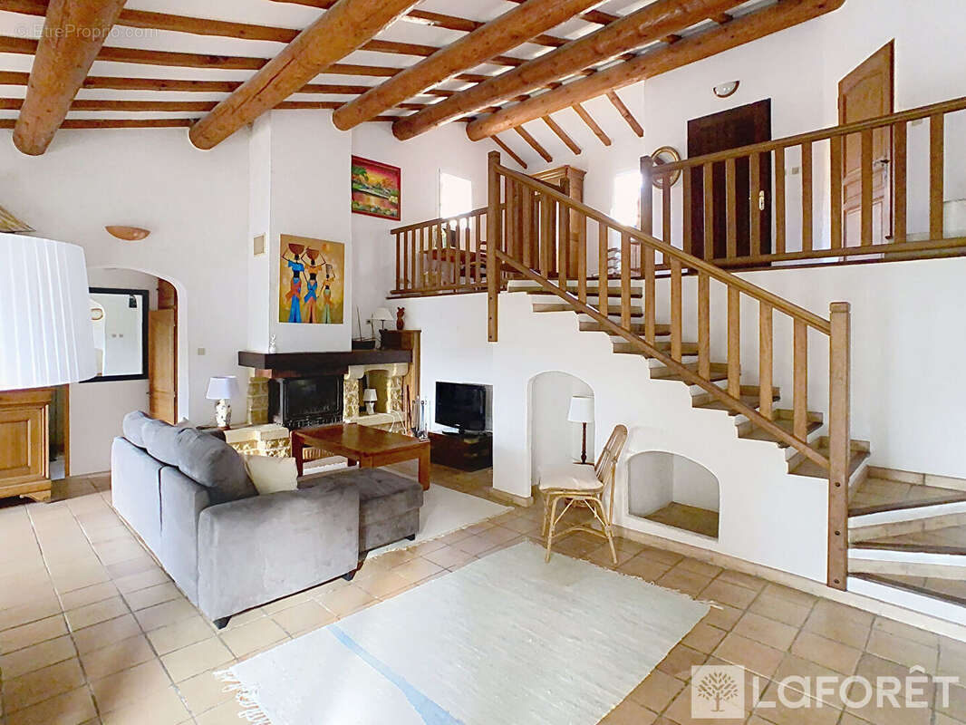 Maison à ENSUES-LA-REDONNE