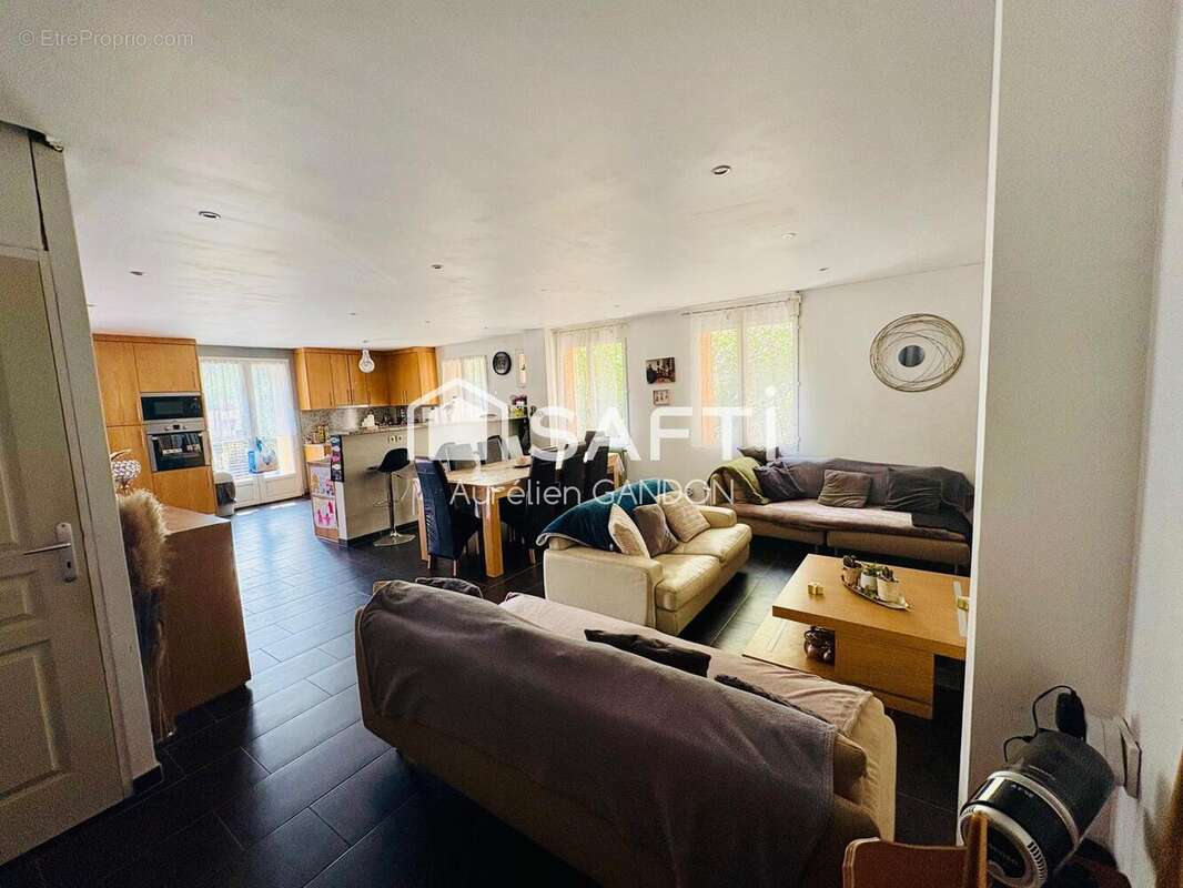 Photo 3 - Maison à LE CHATELET-EN-BRIE