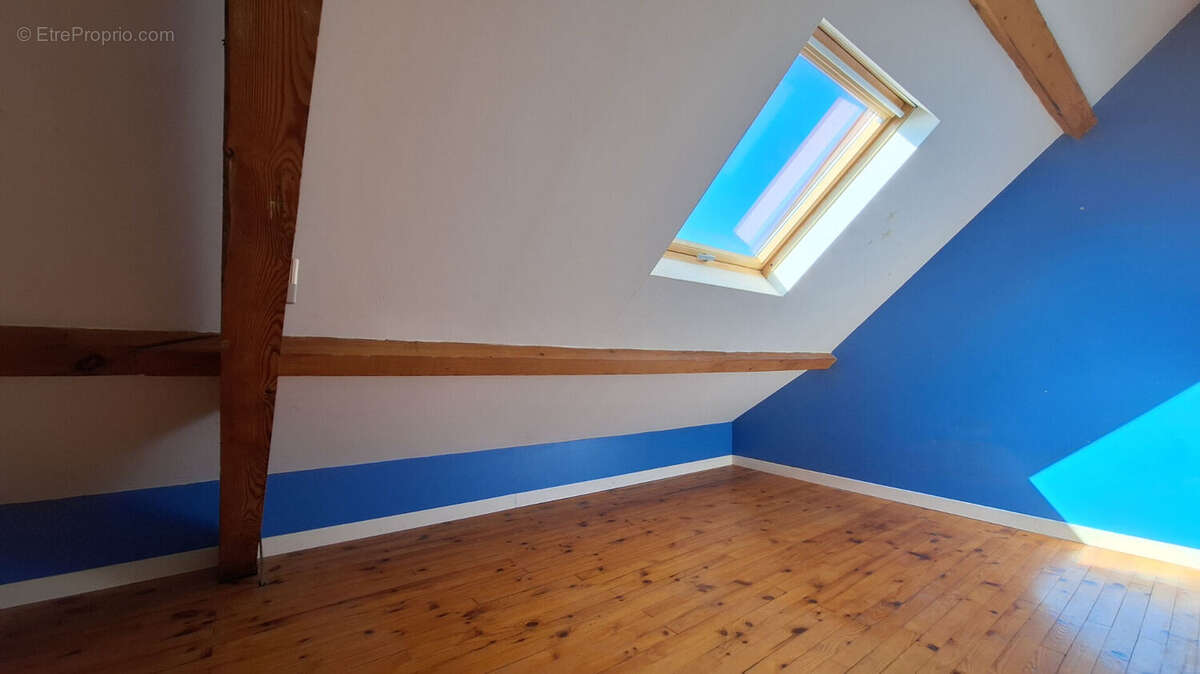 Maison à PONT-DU-CHATEAU