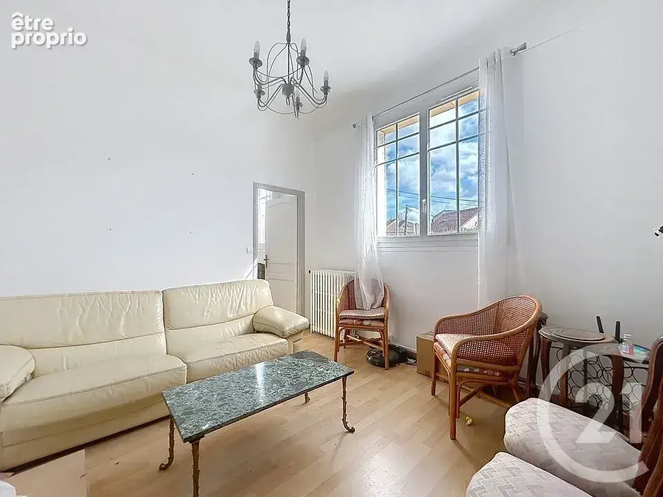 Appartement à MELUN