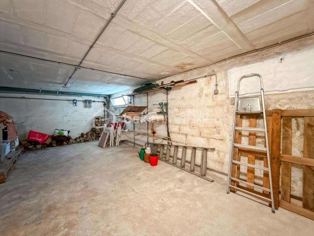 Maison à MONTACHER-VILLEGARDIN