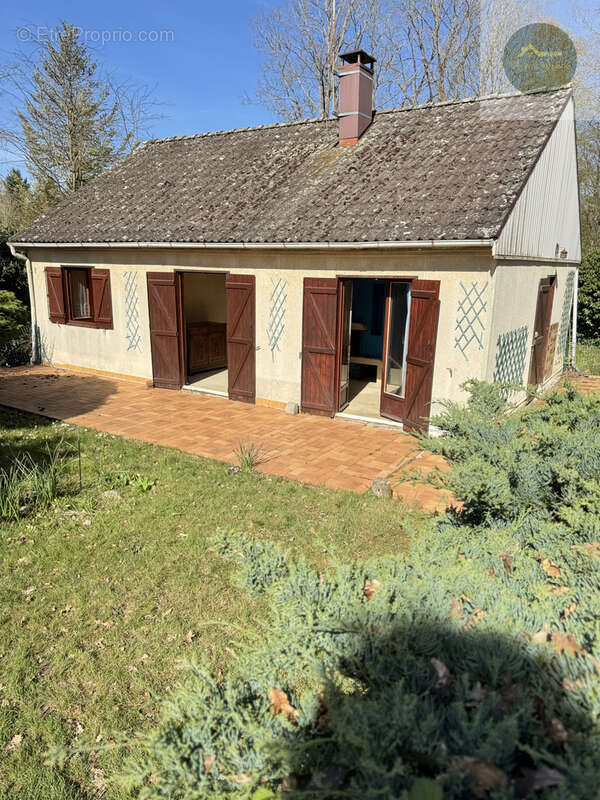 Maison à LORREZ-LE-BOCAGE-PREAUX