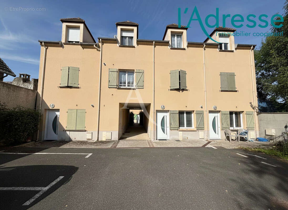 Appartement à CHAMPS-SUR-MARNE