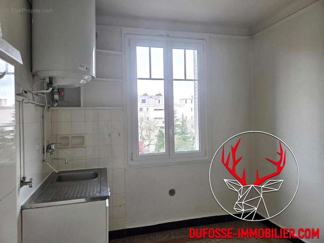 Appartement à LYON-8E