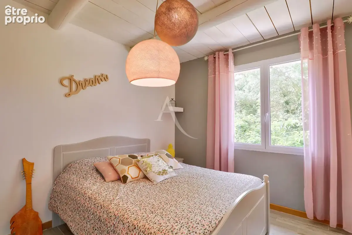 Villa type 6 au calme de 172m2 avec jardin garage abri voiture double et piscine - photo 14