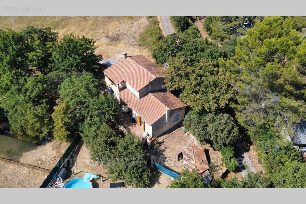 Maison à PUYLOUBIER