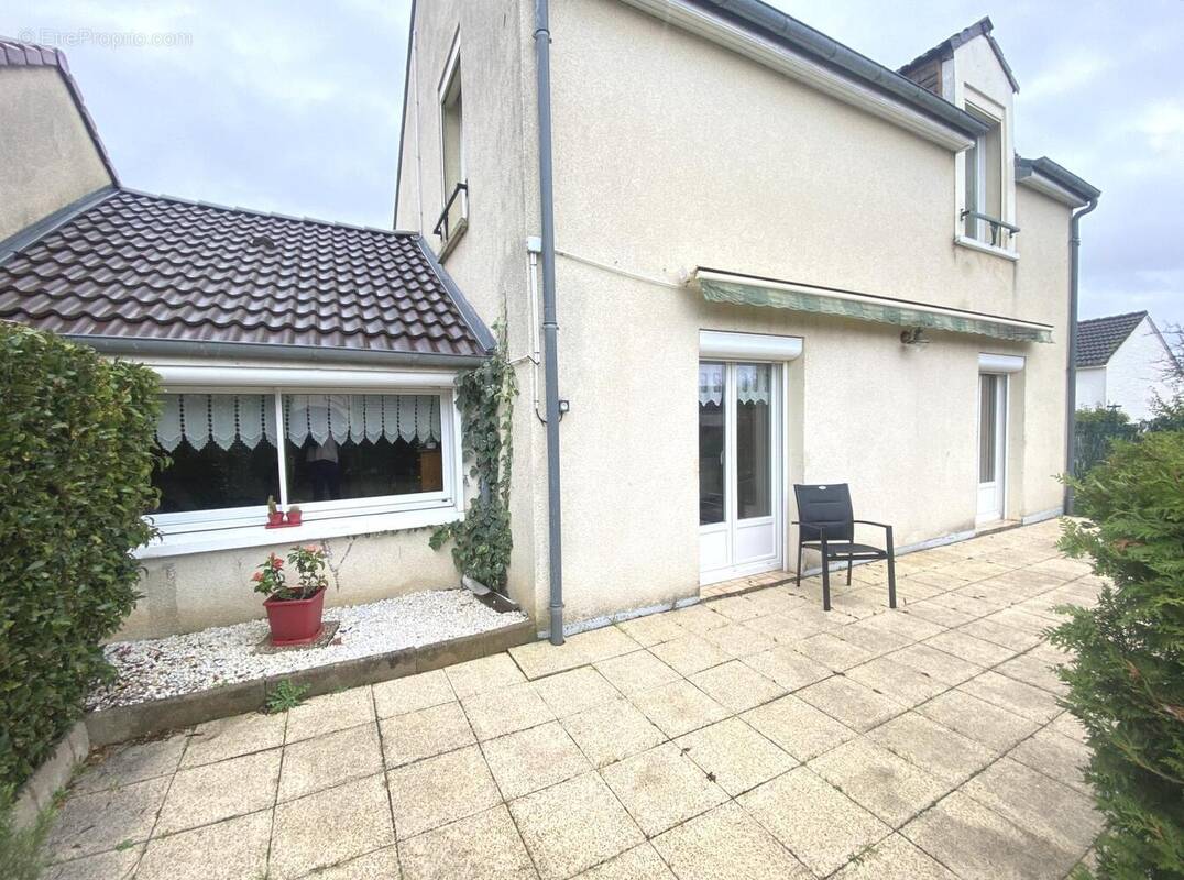 TERRASSE - Maison à BOURGES