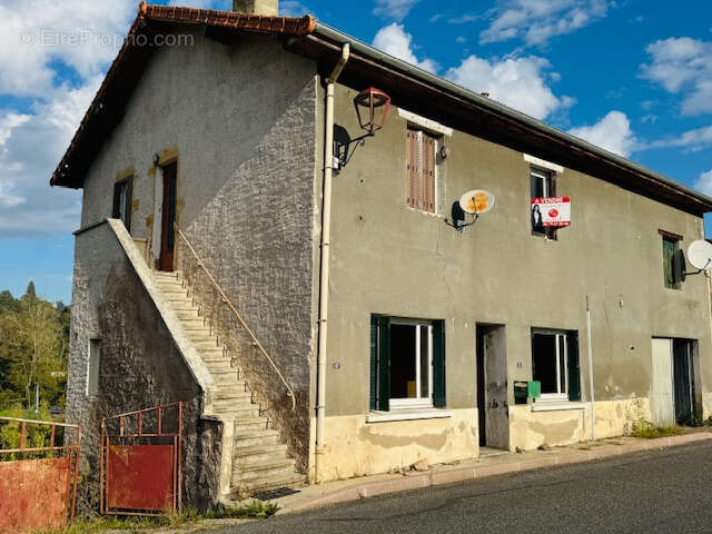 Maison à LA BENISSON-DIEU
