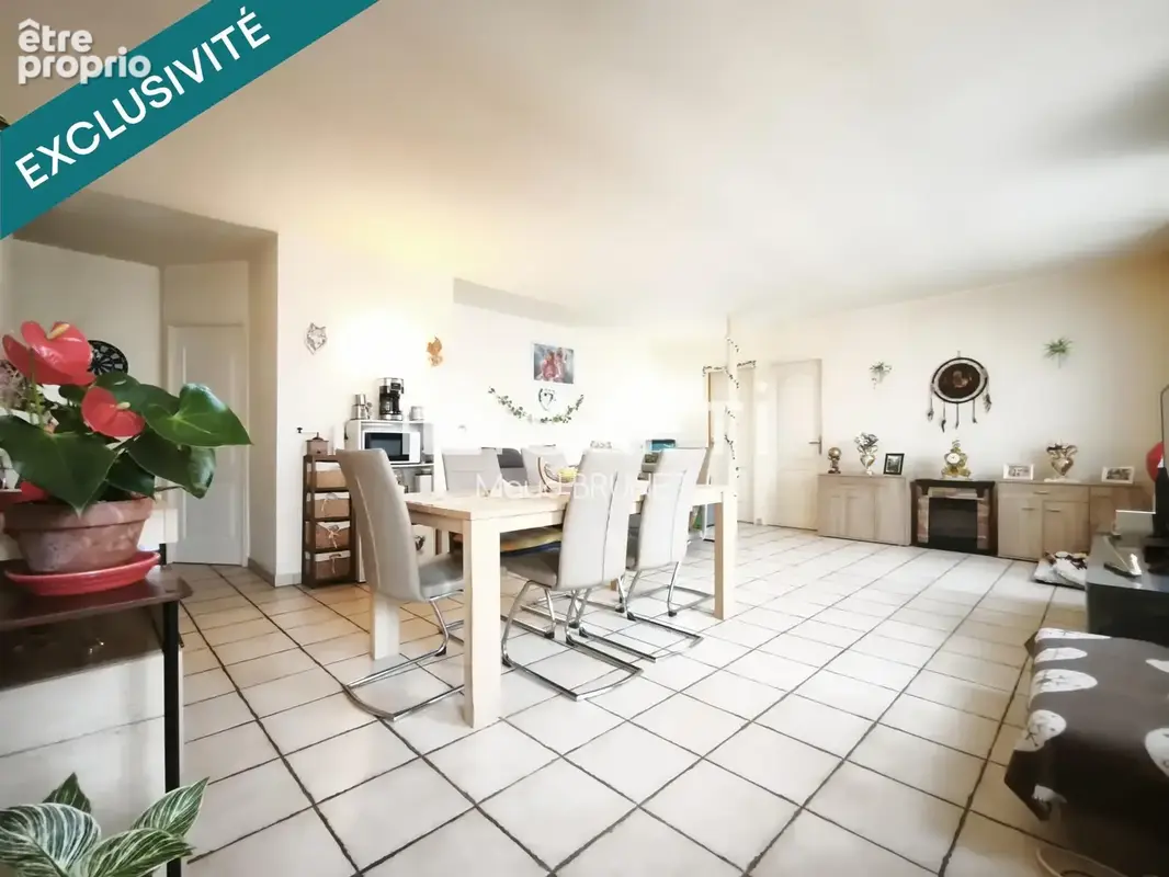 Photo 1 - Appartement à DAMMARTIN-EN-SERVE