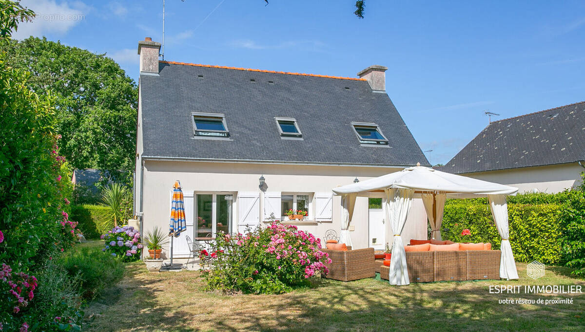 Maison à NEVEZ
