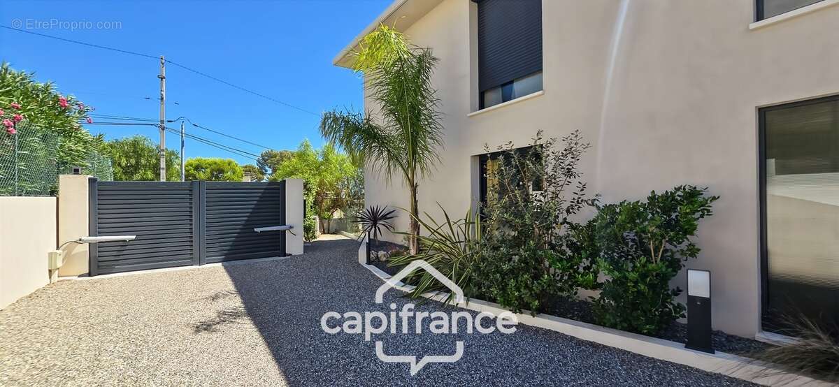 Appartement à vendre 4 pièces BANDOL (83) + 2 parkings + terrasse - photo 21
