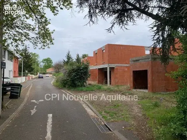 Maison 380 m² à Pessac  - photo 2