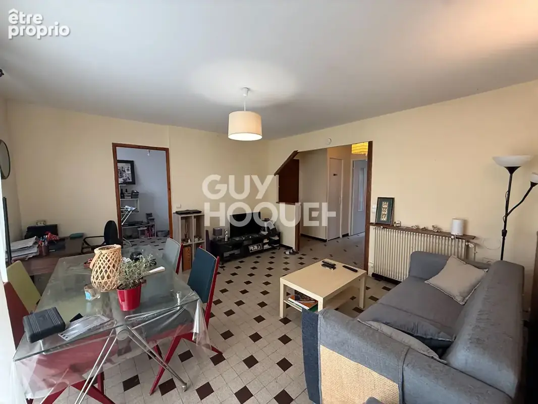 Appartement F4, 69 m² en dernier étage avec loggia et cave à vendre à Perpignan (66000) Quartier Moulin à vent - photo 2